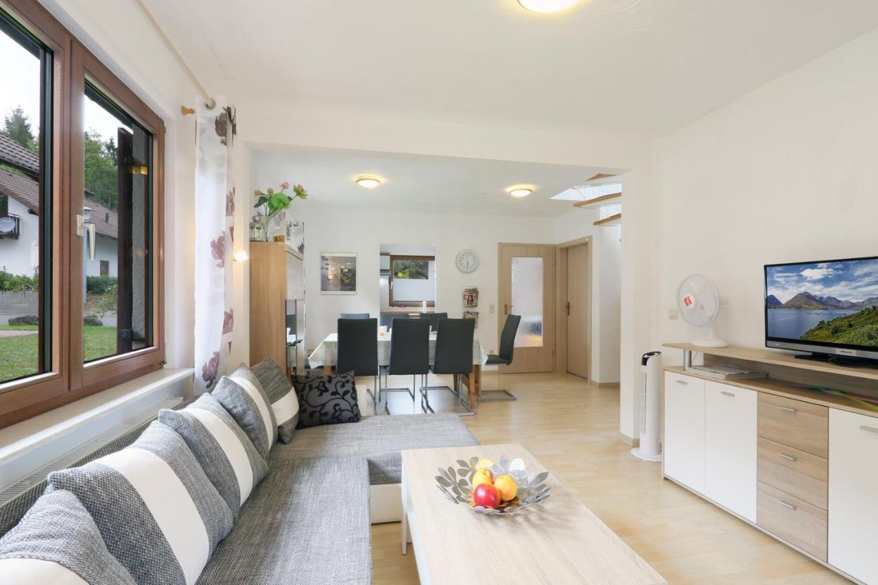 Seepark Kirchheim Ferienhaus Bei Vera Mit Sauna Экстерьер фото