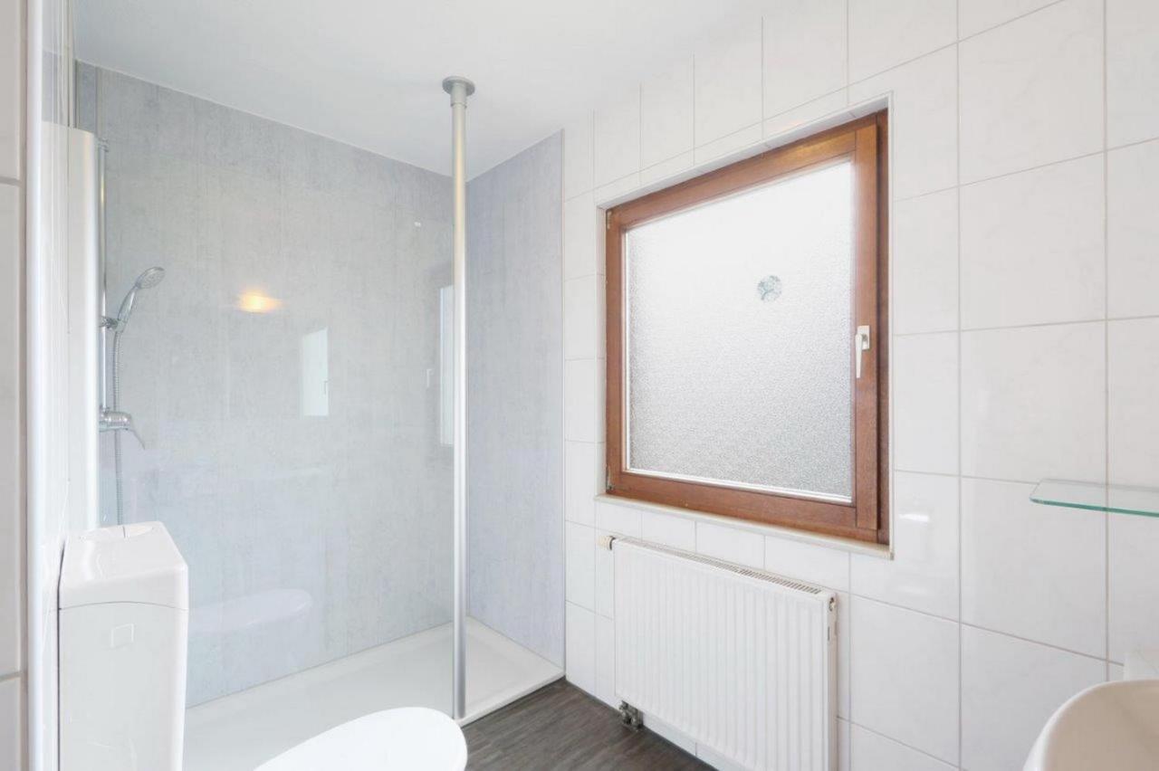 Seepark Kirchheim Ferienhaus Bei Vera Mit Sauna Экстерьер фото