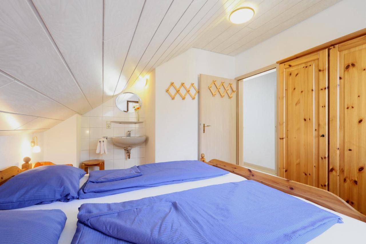 Seepark Kirchheim Ferienhaus Bei Vera Mit Sauna Экстерьер фото