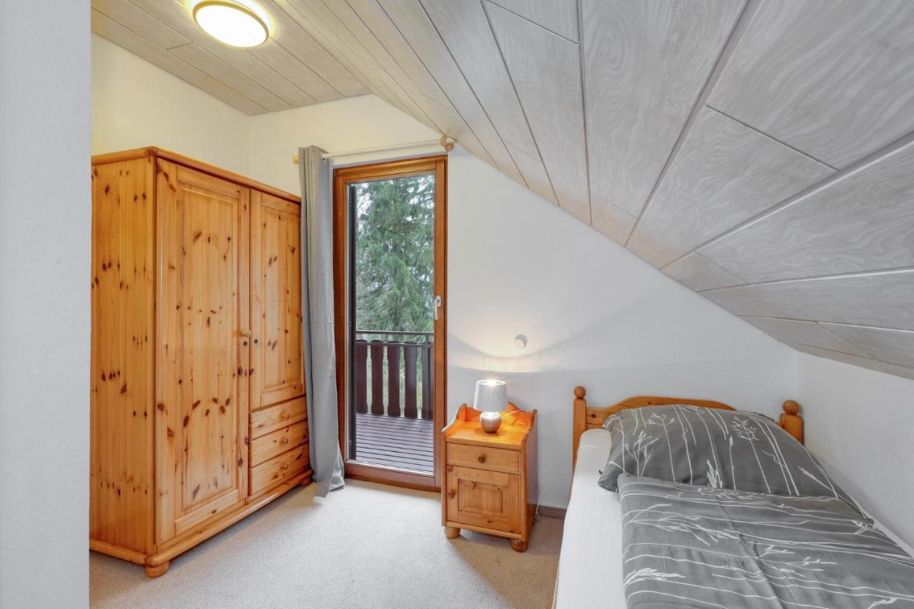 Seepark Kirchheim Ferienhaus Bei Vera Mit Sauna Экстерьер фото
